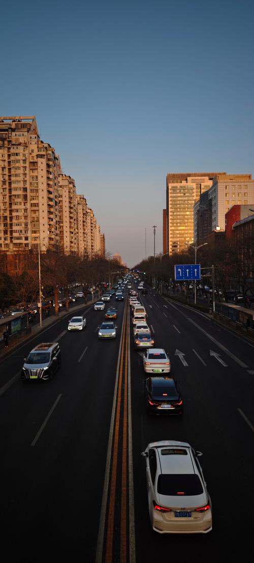 京牌仓北京公户车牌照转让报价全攻略：2023最新行情与避坑指南