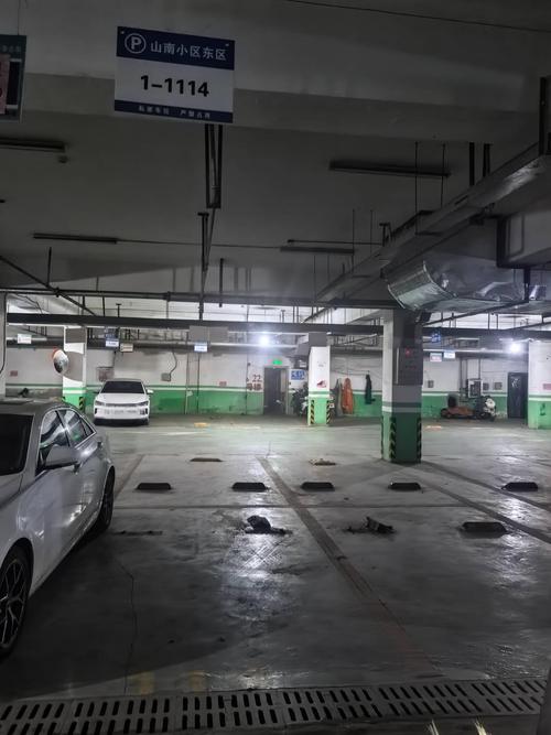 京牌仓北京私家车带牌照市场行情：小白必看的避坑指南
